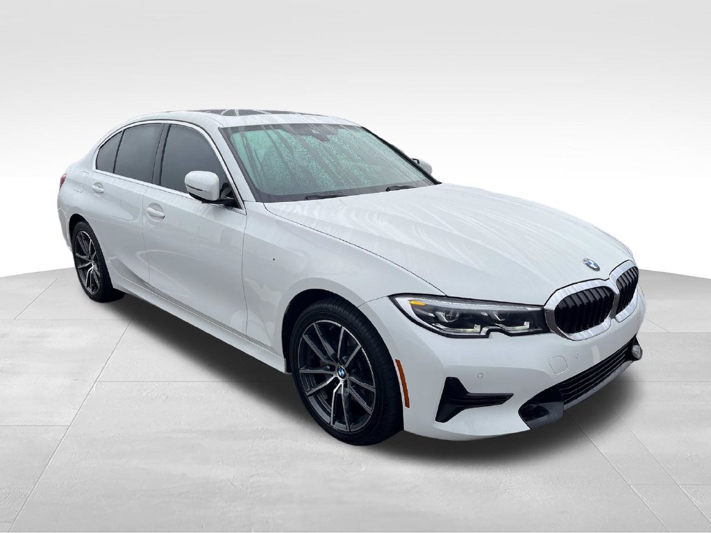 Used 2022 White BMW 330i xDrive image 7