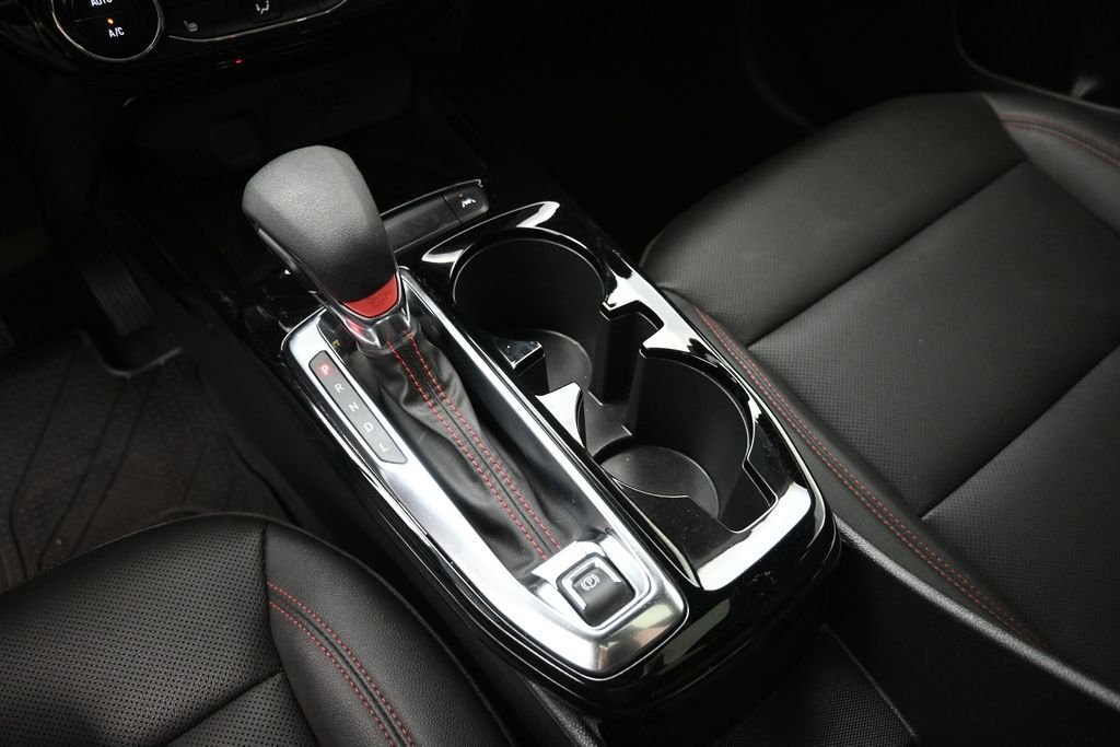 Used 2024 Yellow Chevrolet 2RS image 29