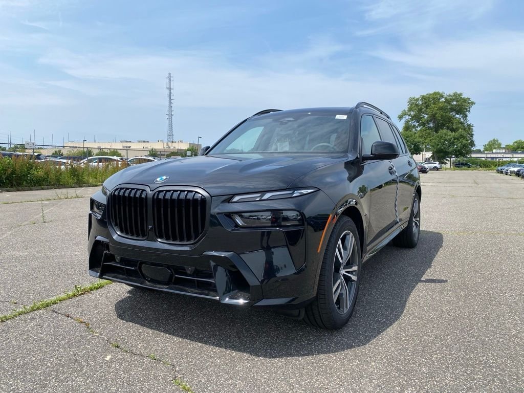 2027 BMW X7