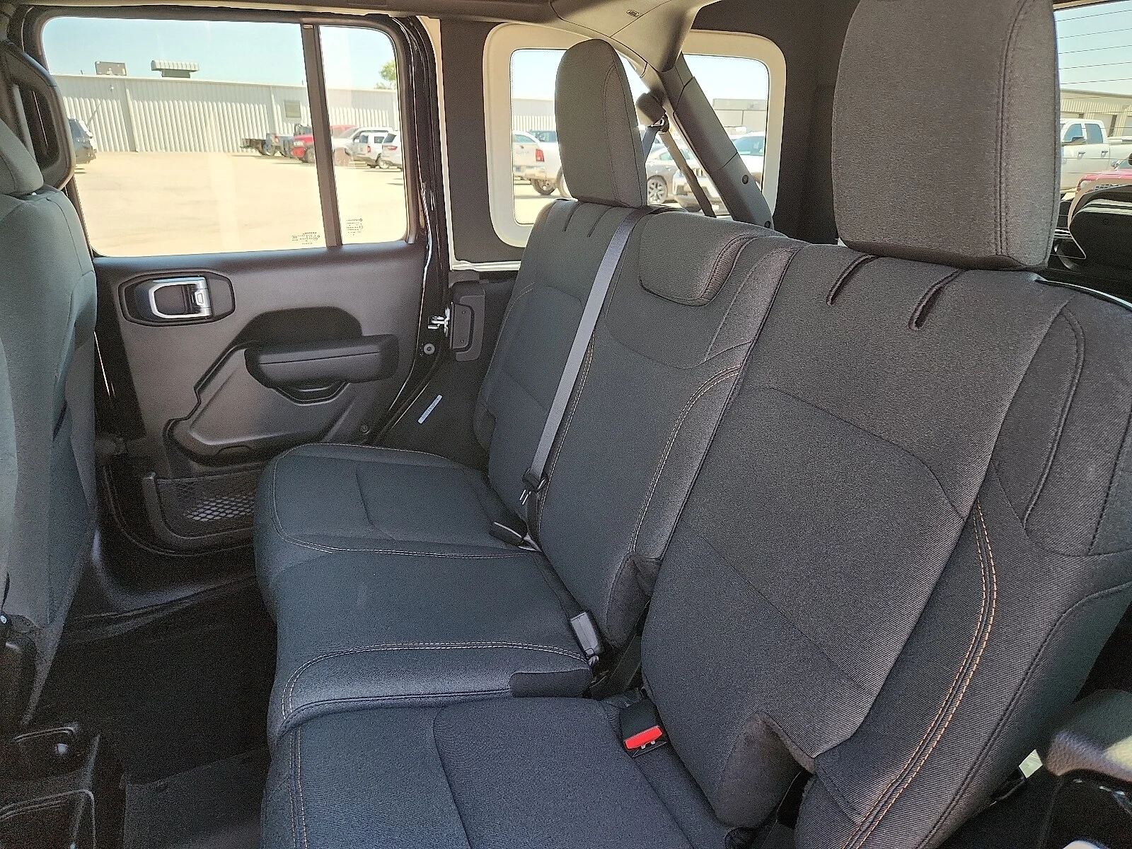 New 2027 Black Clear-Coat Paint Jeep 4-DOOR SPORT S image 9