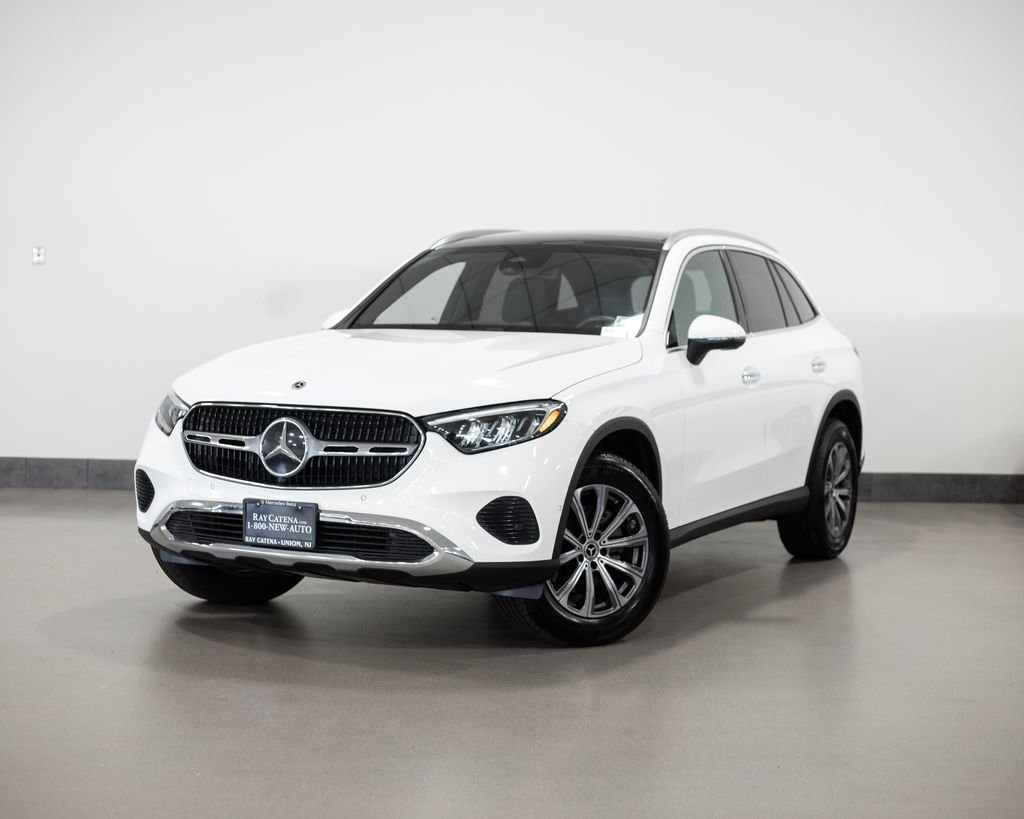 2025 Mercedes-Benz GLC GLC 300 4MATIC's photo