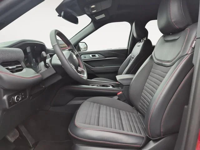Used 2026 Red Metallic Ford ST-Line image 9