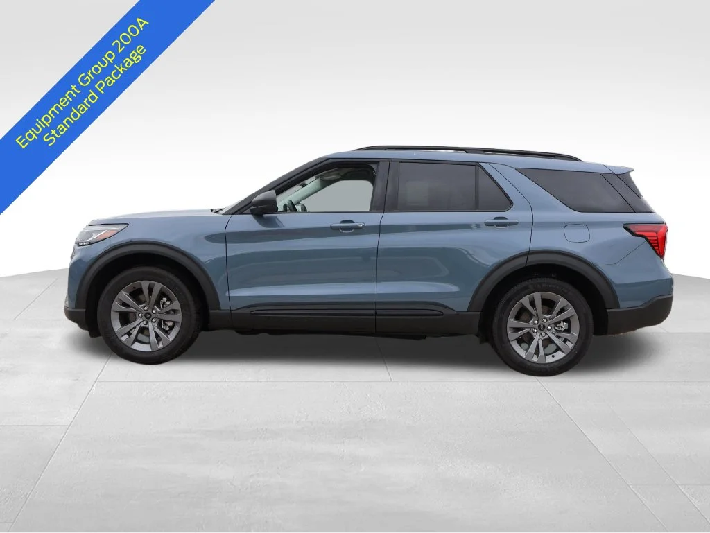 New 2026 Vapor Blue Metallic Ford Active image 2