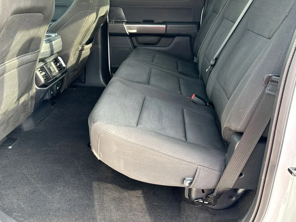 Used 2023 White Ford XLT image 20