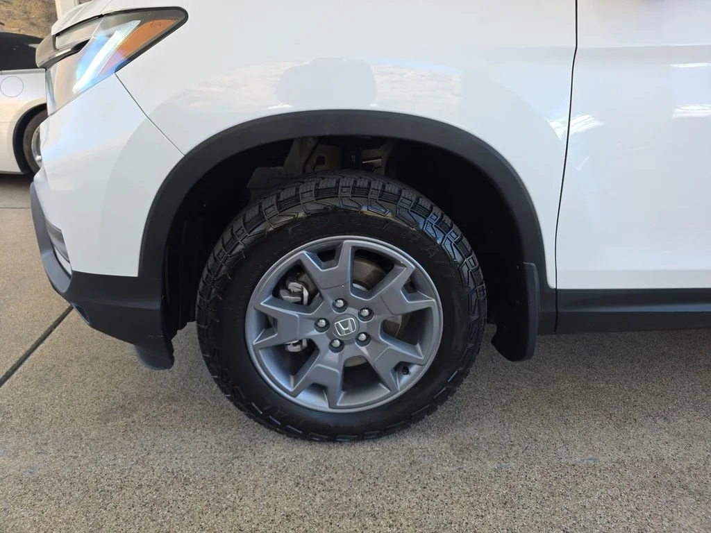 Used 2025  Honda TrailSport image 34