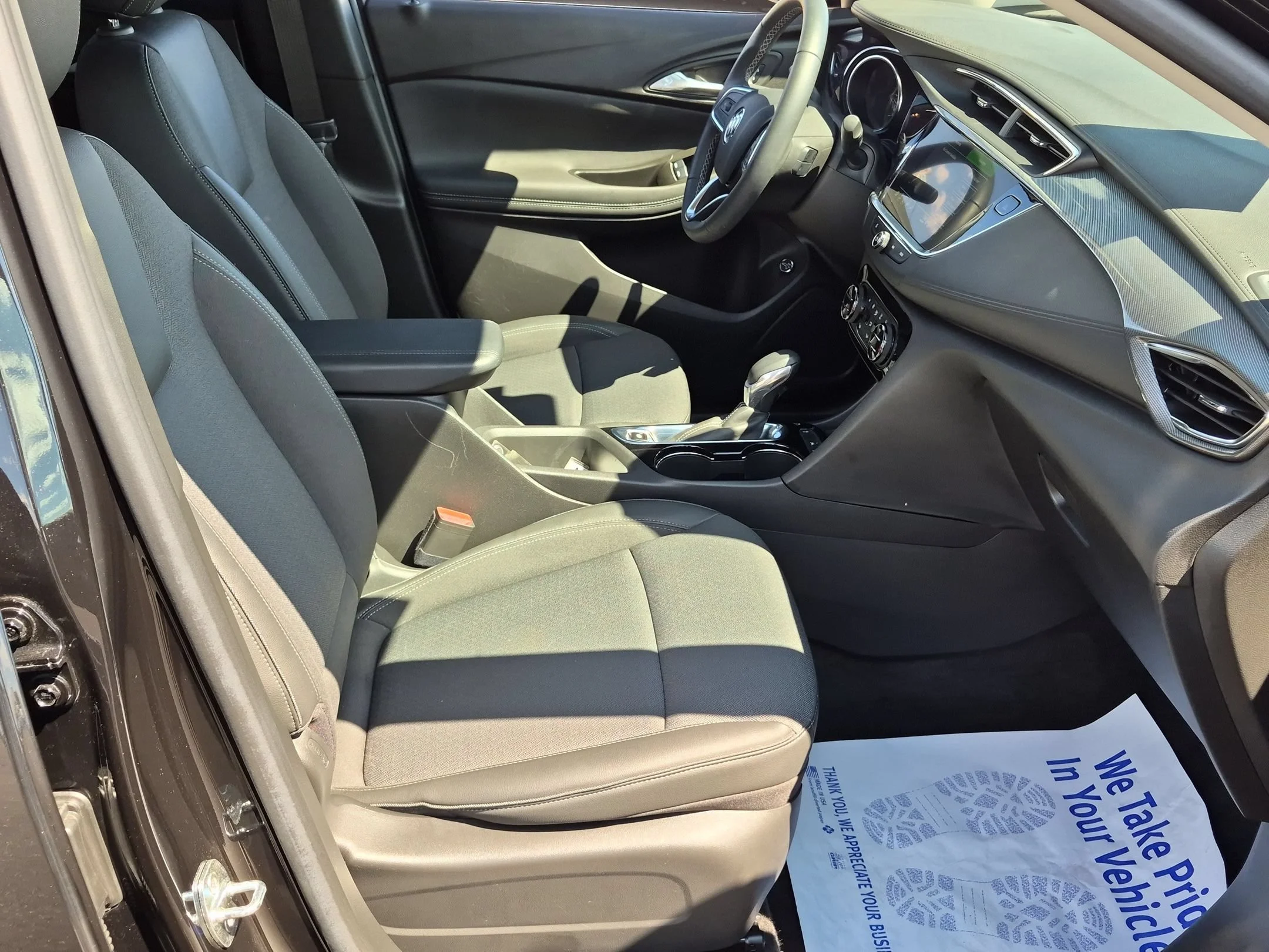 Used 2023 Ebony Twilight Metallic Buick Select image 26