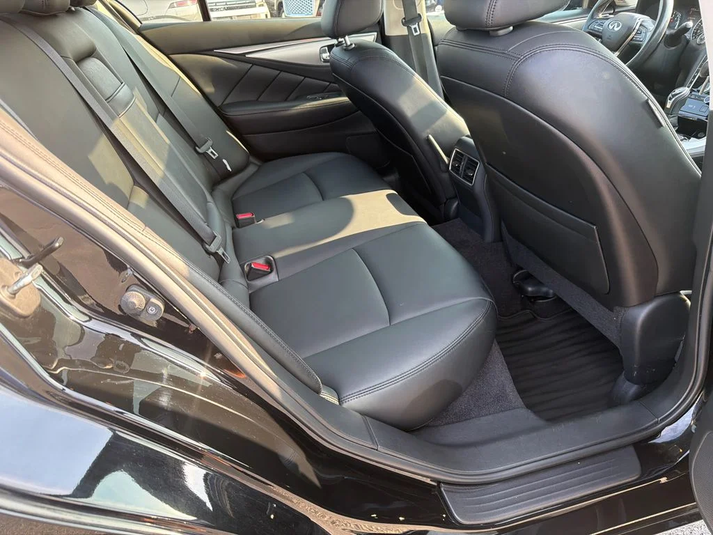 Used 2020 Black INFINITI 3.0t LUXE image 15