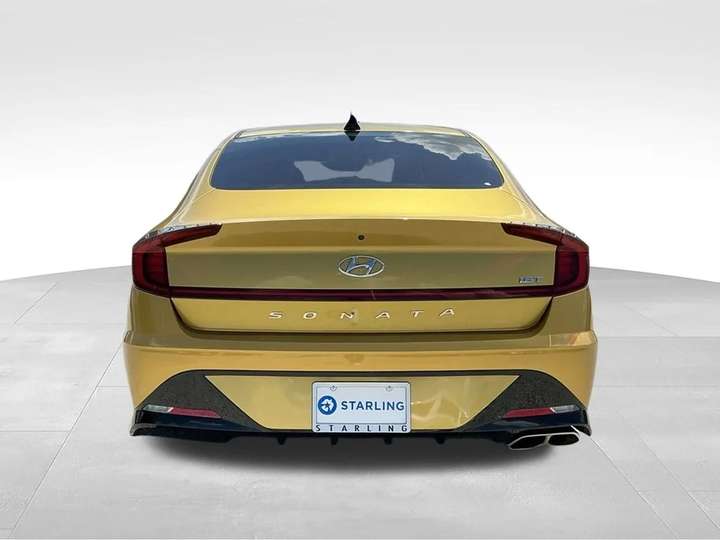 Used 2021 Yellow Hyundai SEL Plus image 8
