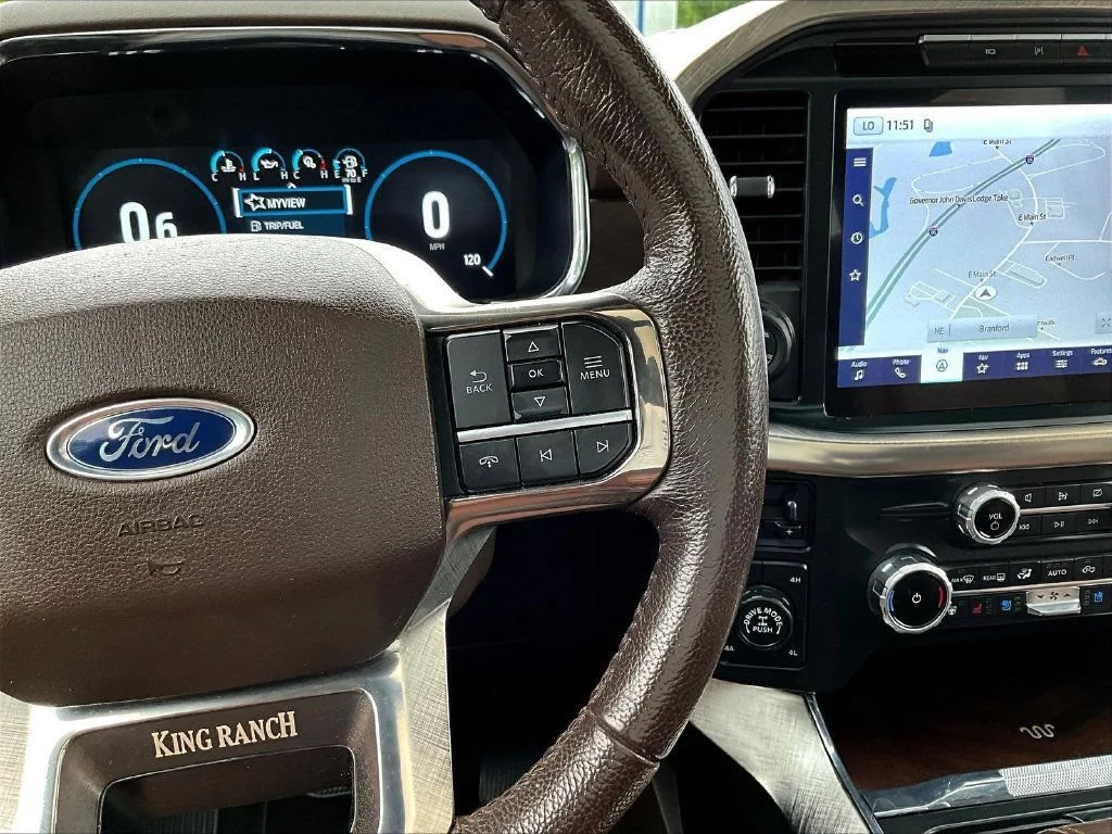 Used 2022 Antimatter Blue Metallic Ford King Ranch image 15