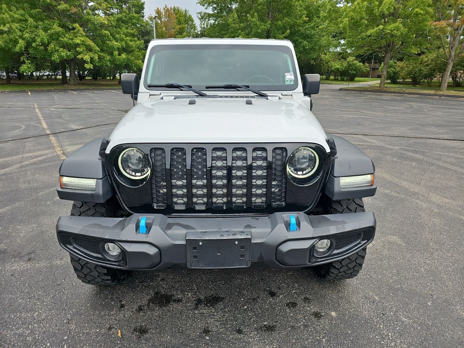 Certified Used 2023 Bright White Clearcoat Jeep Willys image 8