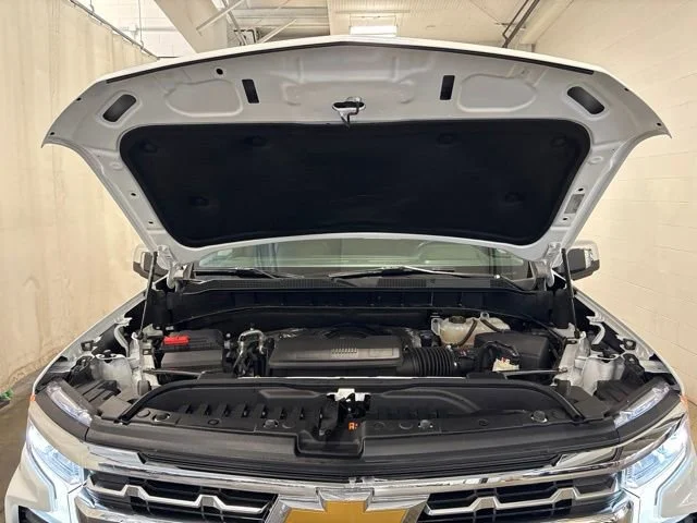 Used 2023 Summit White Chevrolet LTZ image 8