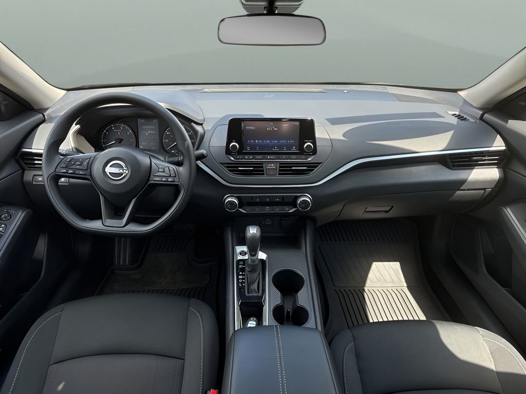 Used 2024 Super Black Nissan 2.5 S image 20