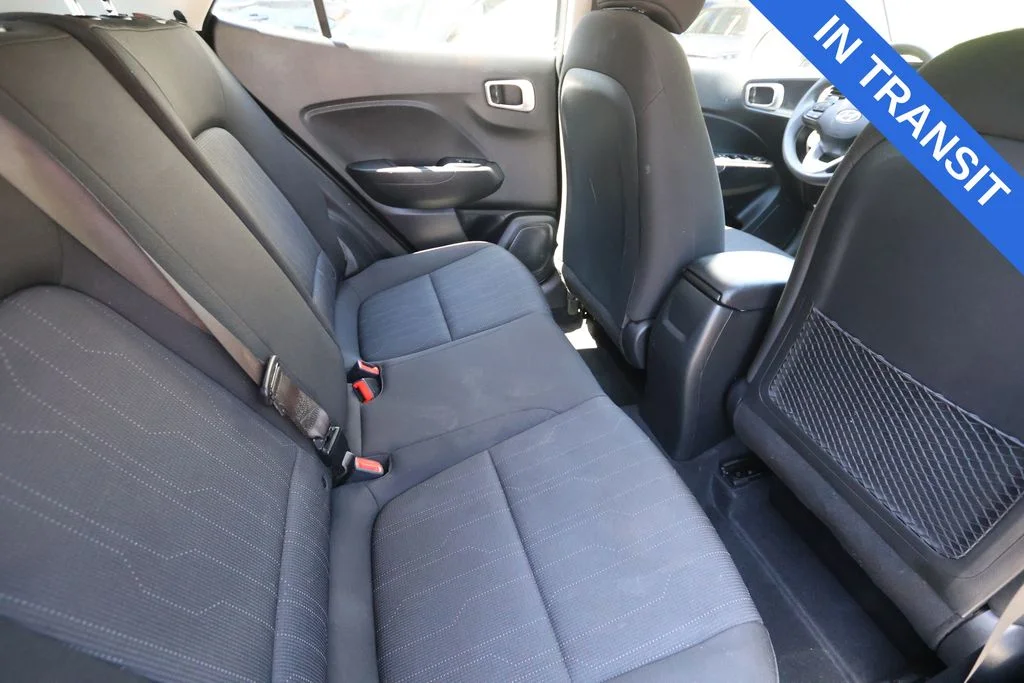 Used 2025 Onyx Black Hyundai SE image 27