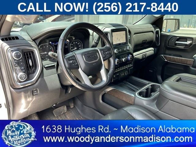 Used 2022 White Frost Tri-Coat GMC Denali image 8