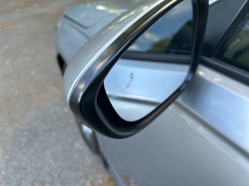 Used 2023 Silver Honda EX image 10