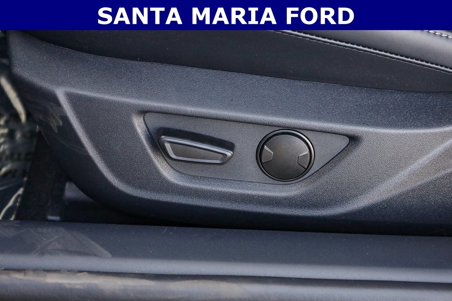 2025 Ford Mustang EcoBoost Fastback - Photo 10