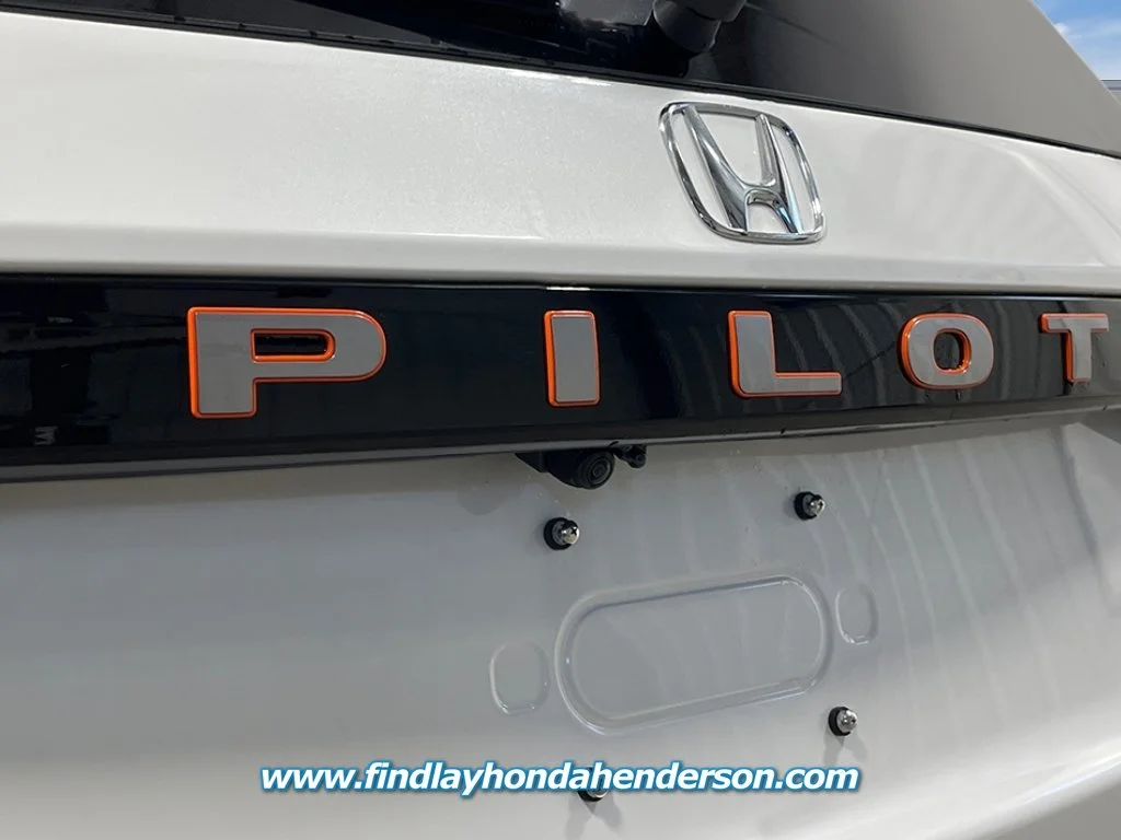 New 2026 Platinum White Pearl Honda TrailSport image 7