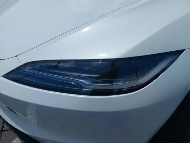 Used 2025 White Tesla Long Range image 30