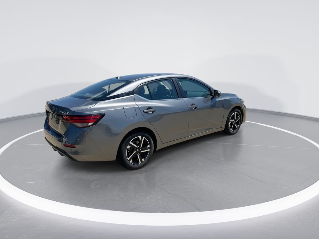 Used 2024 Gray Nissan SV image 8