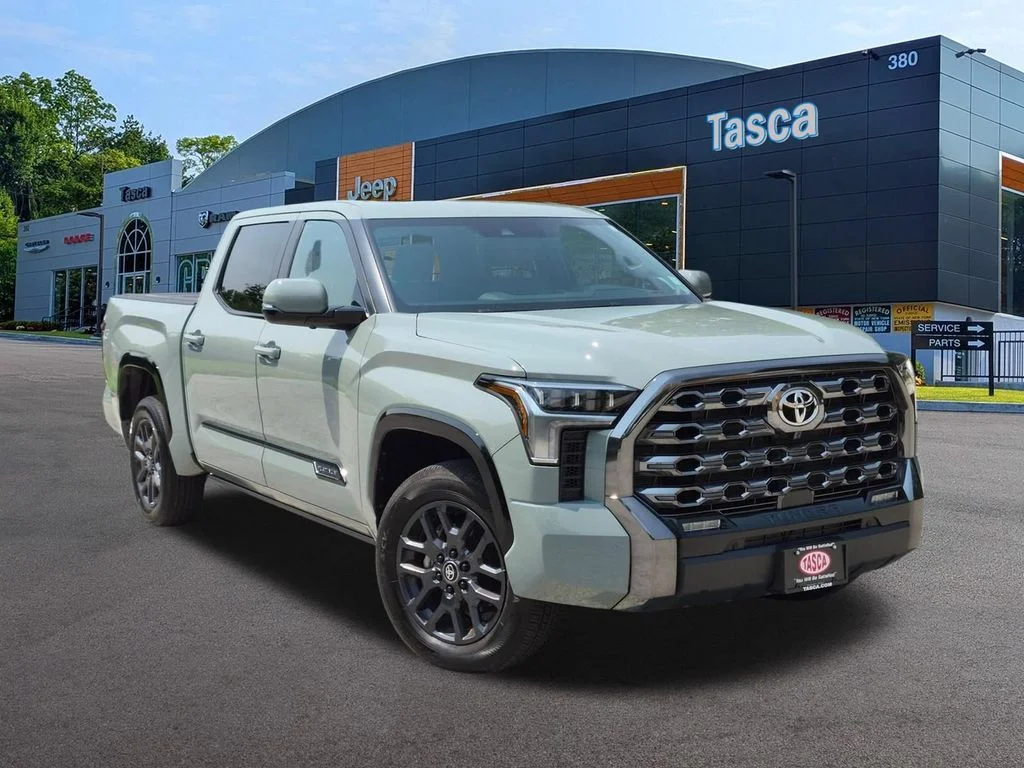 Used 2026  Toyota Platinum image 1