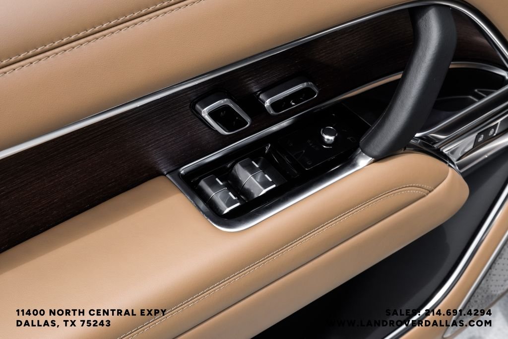 Used 2024 Black Land Rover Autobiography image 48