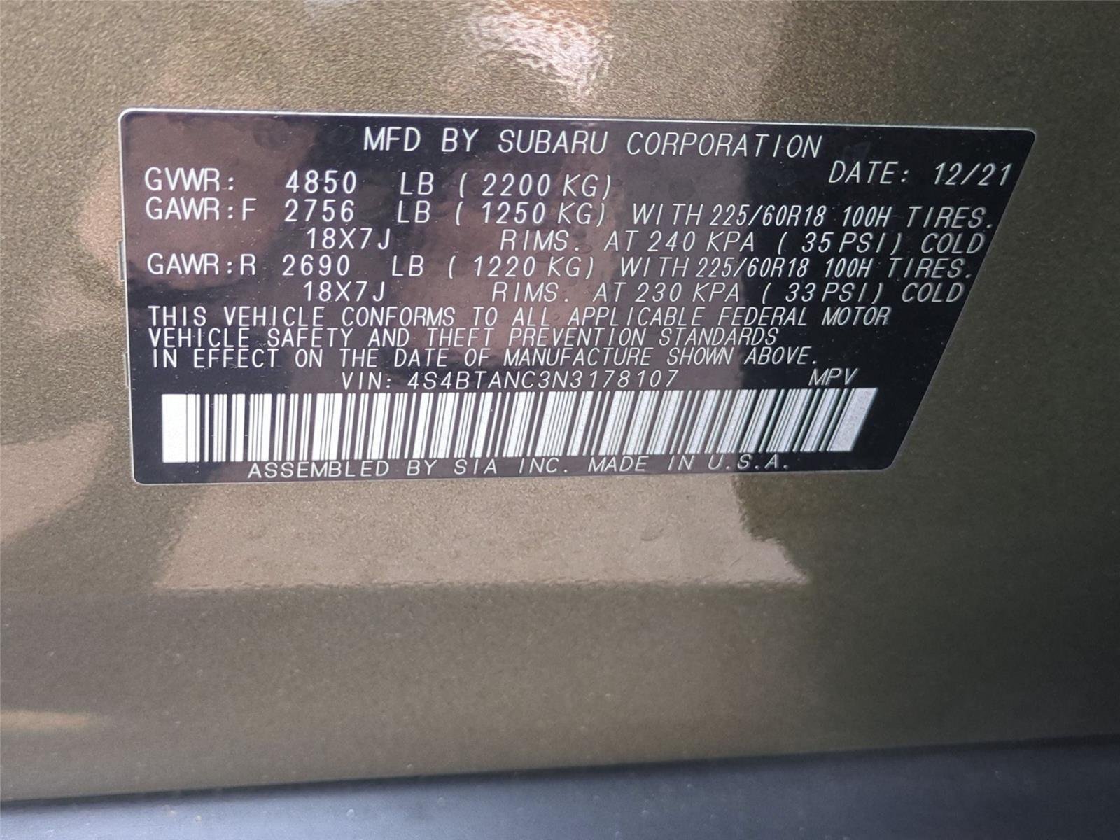 Used 2022 Autumn Green Metallic Subaru Limited image 42