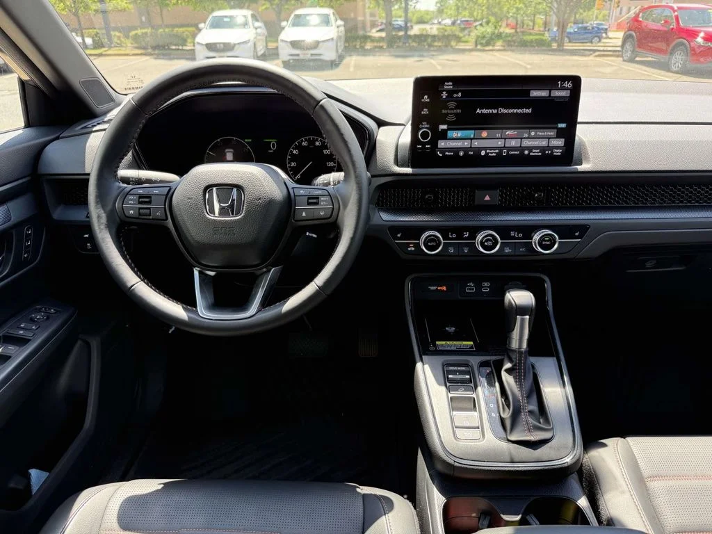 2025 Honda CR-V Sport-L - Photo 17
