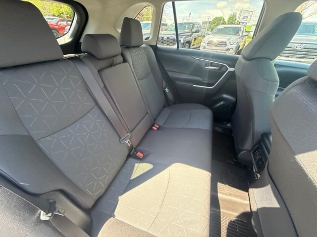 Used 2024  Toyota XLE image 15