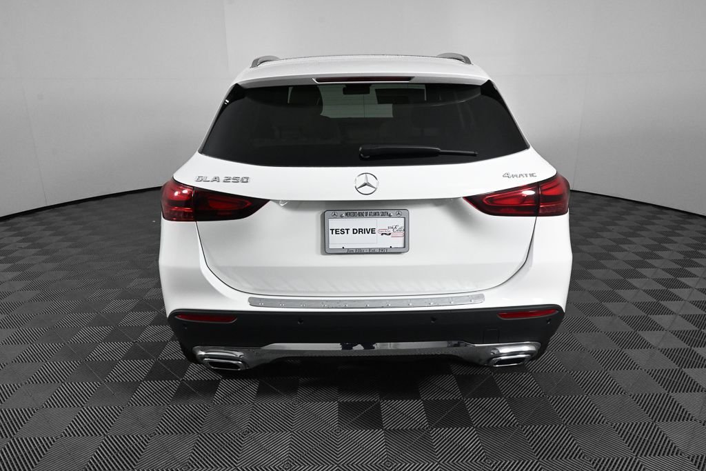 New 2026 Polar White Mercedes-Benz GLA 250 image 29