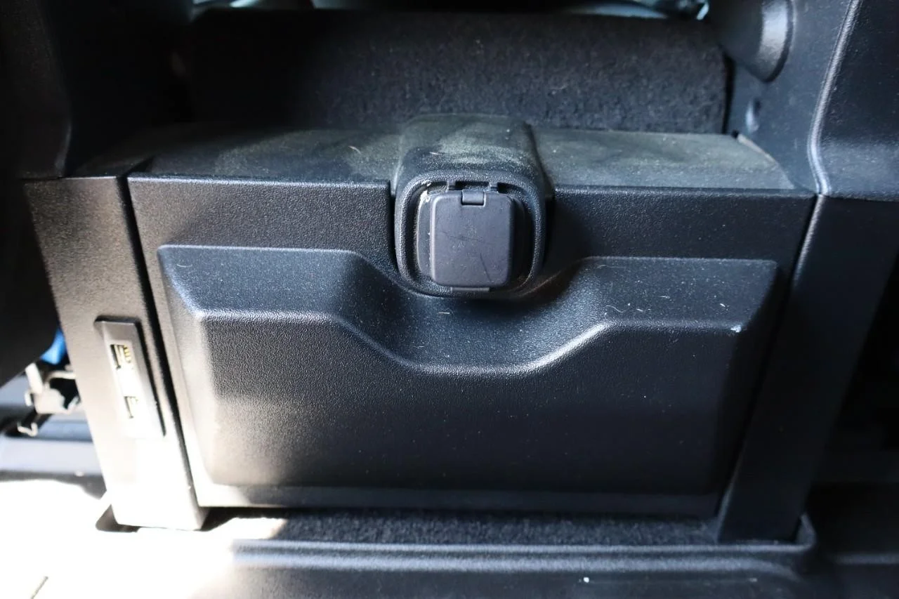 Used 2019 Ingot Silver Ford XLT image 18