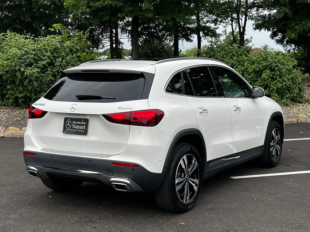 Used 2024 White Mercedes-Benz GLA 250 image 5