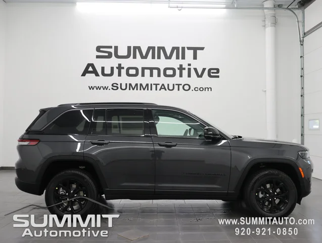 2026 Jeep Grand Cherokee Altitude