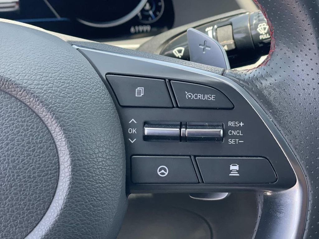 Certified Used 2021 Gray Hyundai SEL Plus image 9