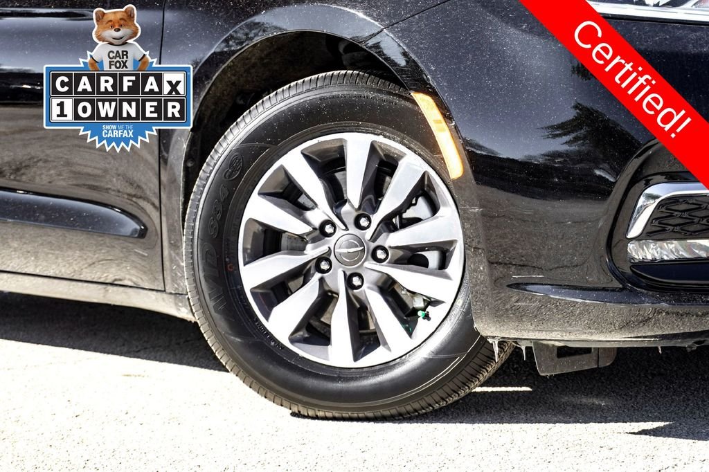 Used 2024 Chrysler Pacifica PHEV Select with VIN 2C4RC1S72RR156980 for sale in San Antonio, TX