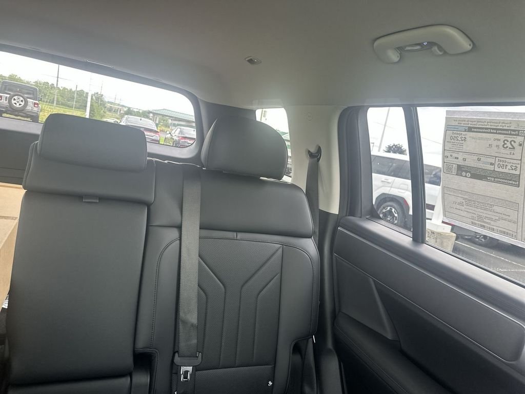 New 2026 Gray Hyundai SEL image 14