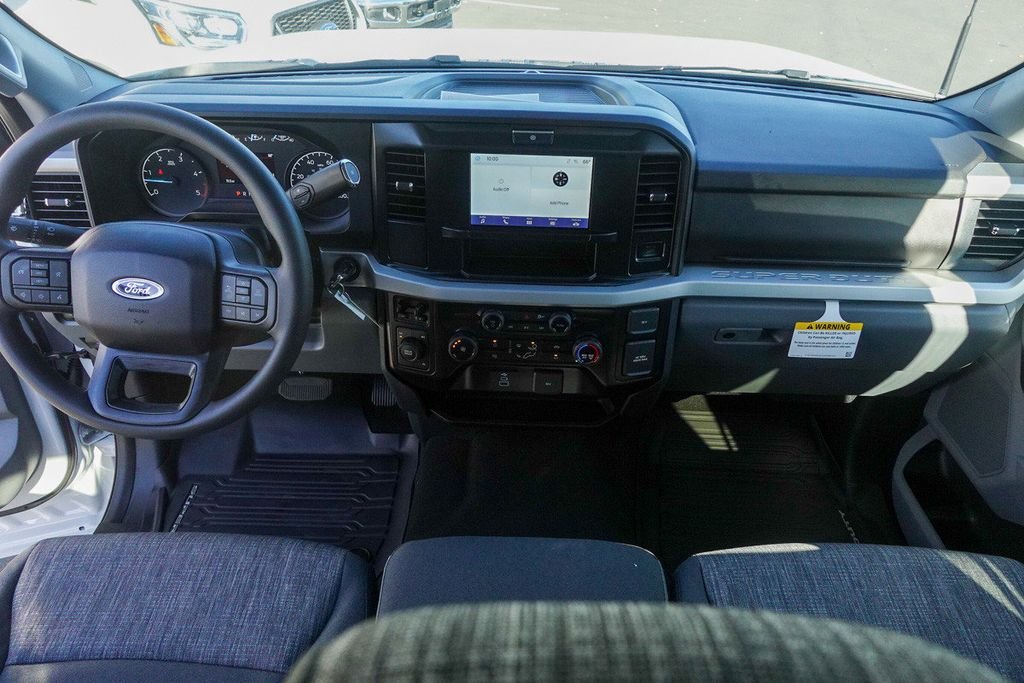 New 2026 Oxford White Ford F-250® XLT image 29