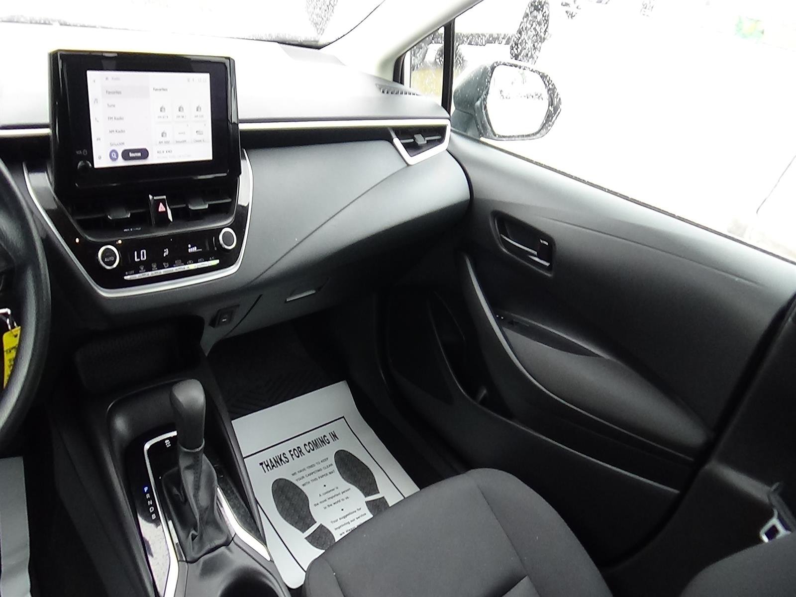 Used 2025 Classic Silver Metallic (1f7) Toyota LE image 13