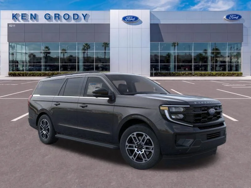 2026 Ford Expedition Active MAX 4x4's photo