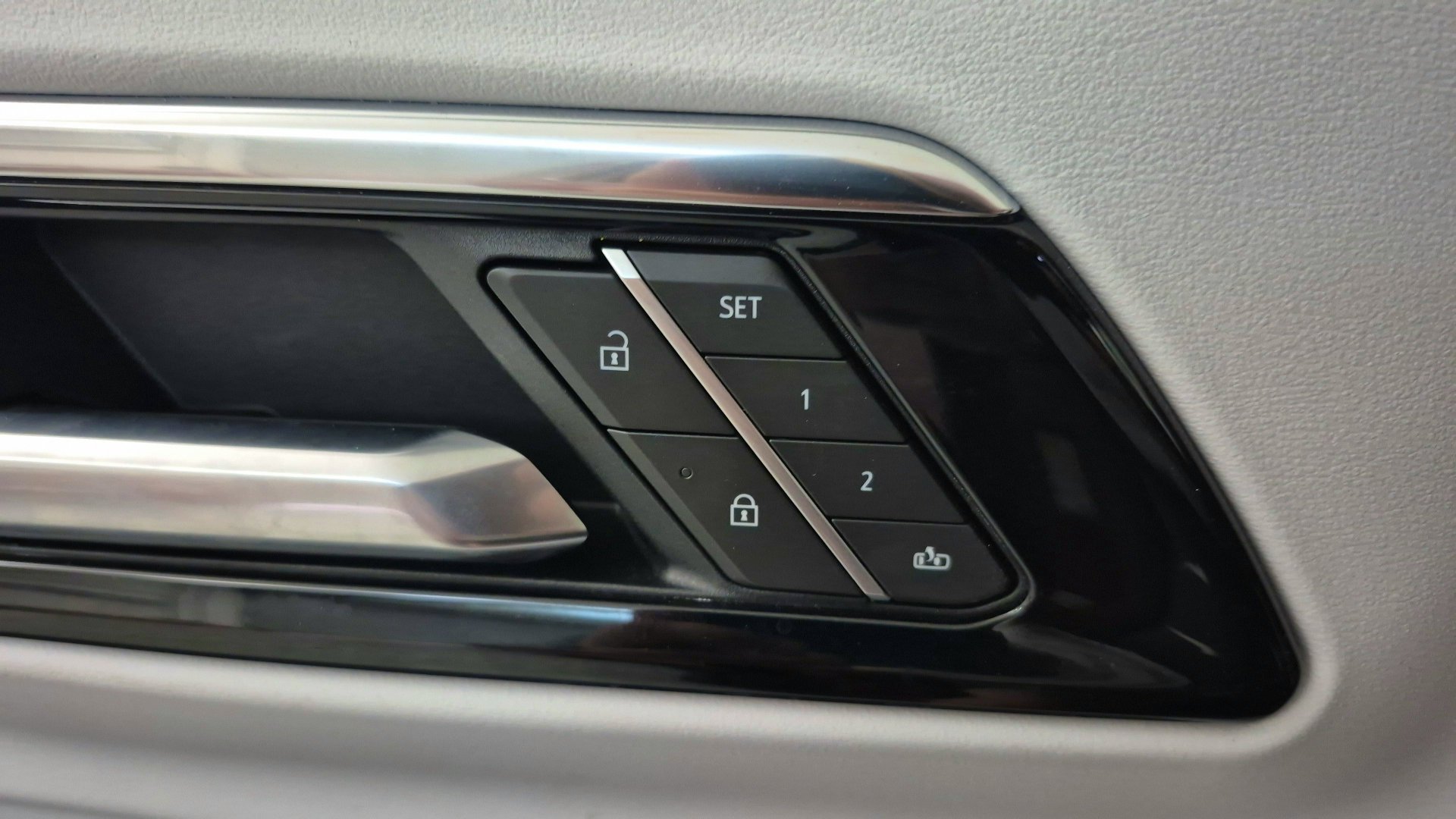 2026 Chevrolet Tahoe Premier - Photo 21