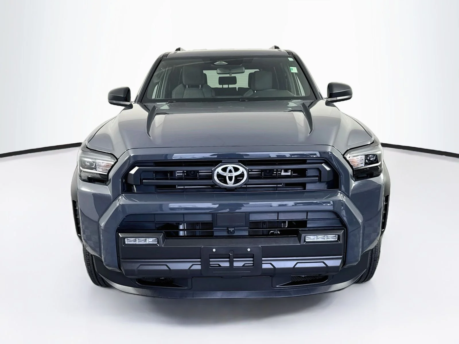 Certified Used 2025  Toyota SR5 image 2
