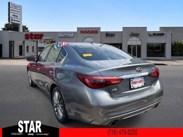 Certified Used 2018 Graphite Shadow INFINITI 3.0t LUXE image 5