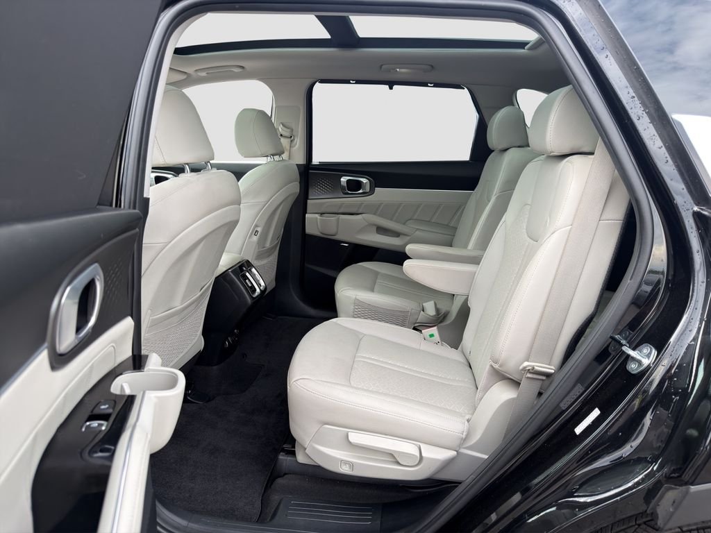 Used 2023 Black Kia SX Prestige image 12