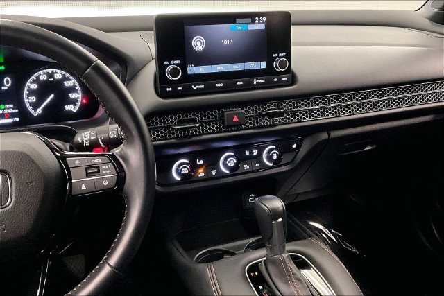 Used 2025 Milano Red Honda Sport image 7