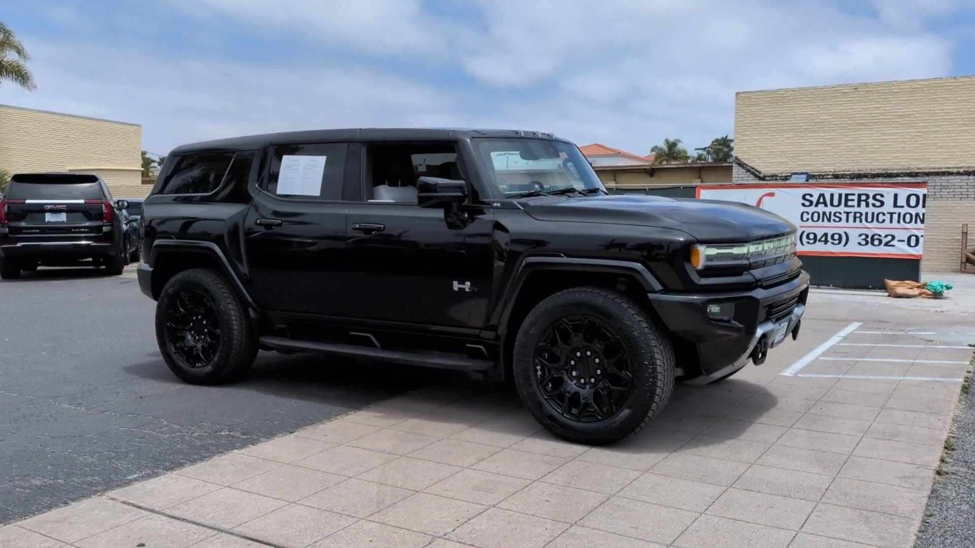 2024 GMC HUMMER EV