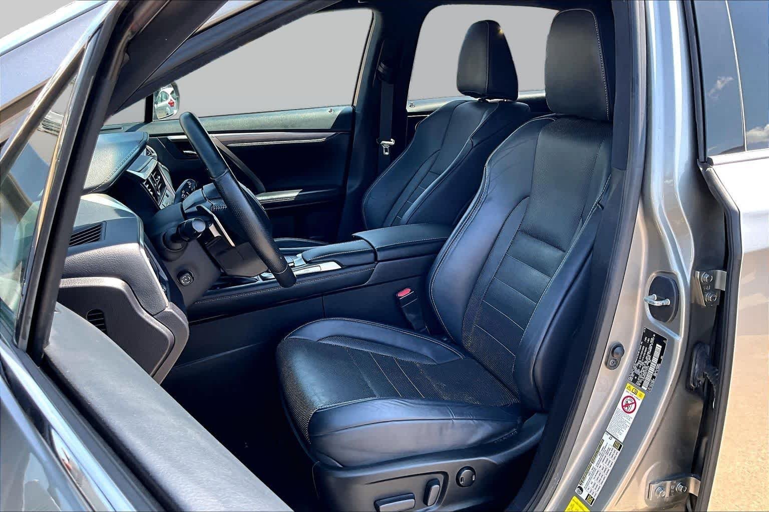 Used 2019 Atomic Silver Lexus F SPORT image 8