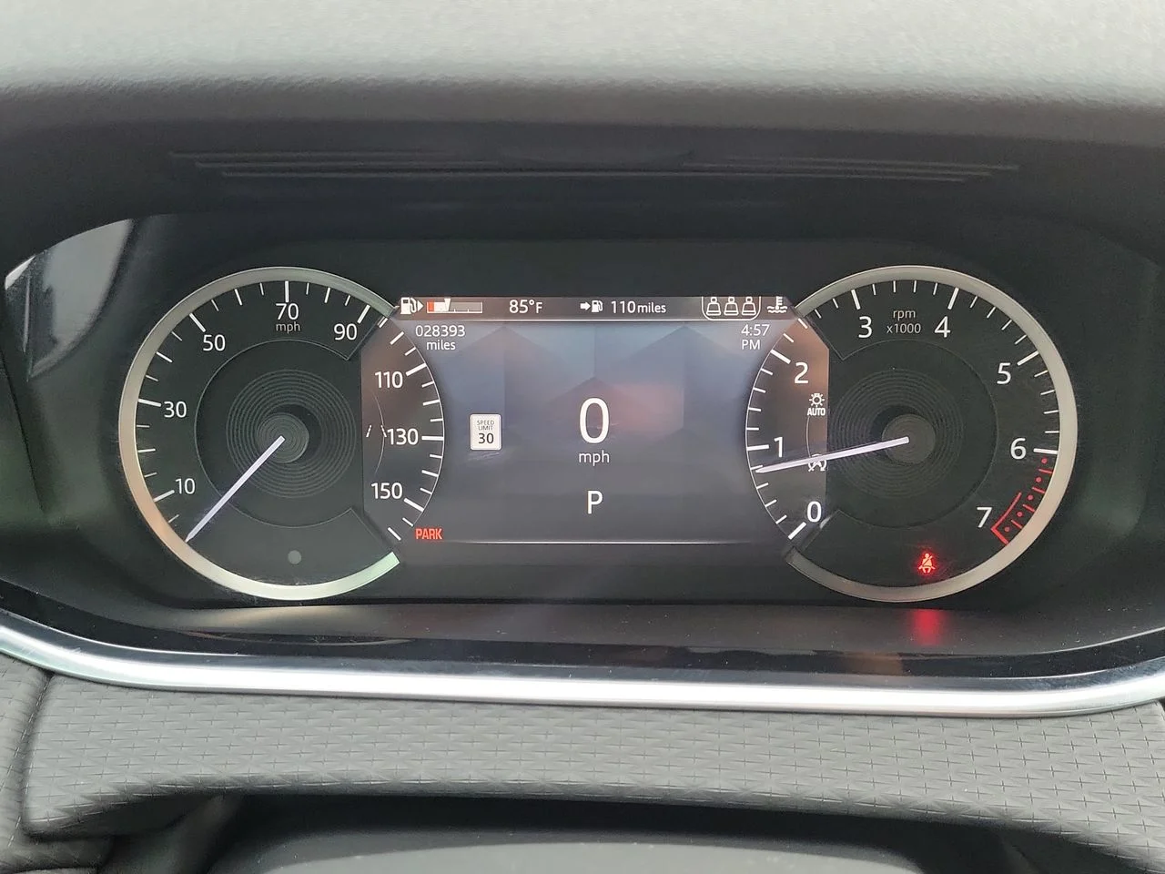 Used 2023 White Land Rover S image 31