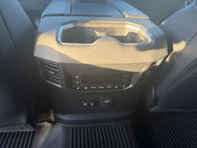 2024 Toyota Sequoia Platinum - Photo 23