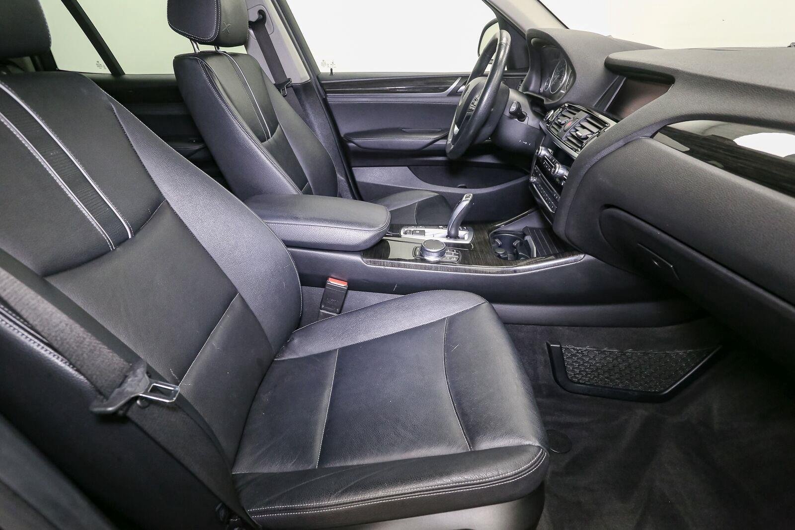 Used 2017 Jet Black BMW xDrive28i image 18