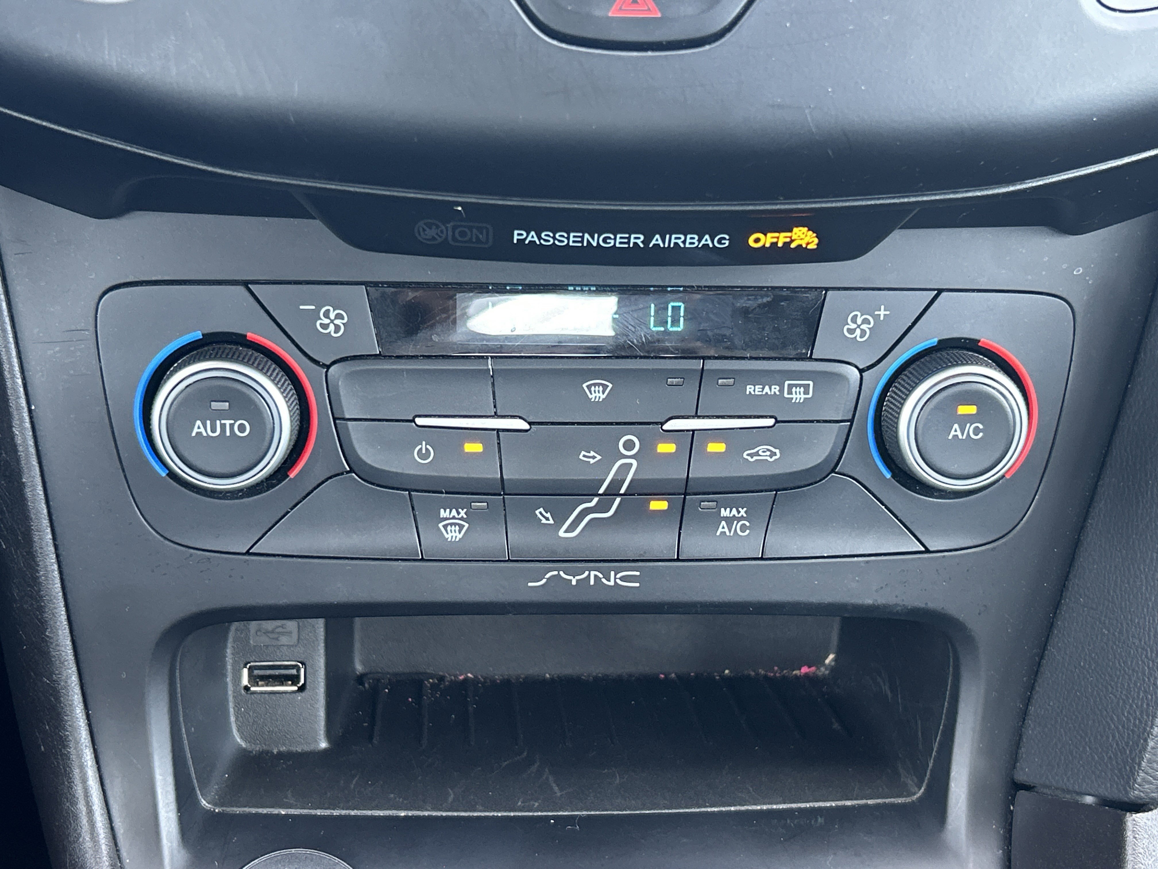 2018 Ford Focus SE - Photo 7