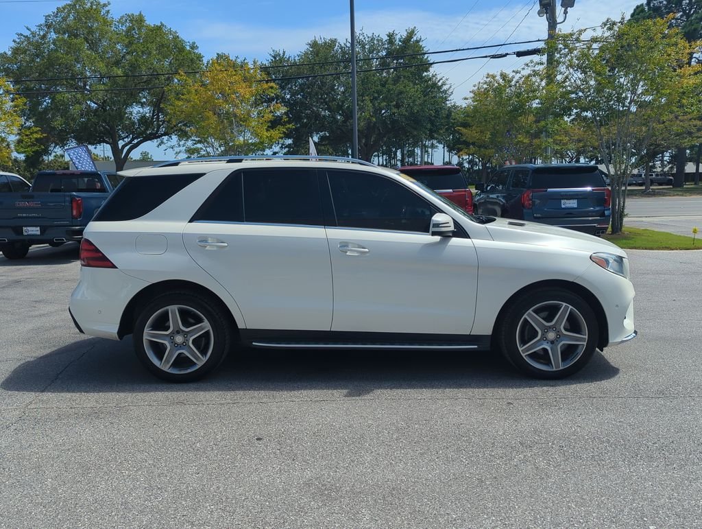 Used 2016  Mercedes-Benz GLE 400 image 7